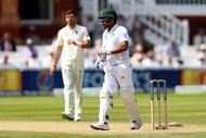 LONDON, ENGLAND - JULY 08:  Vernon Philander of South Africa of South Africa reacts after being struck on the hand off the bowling of James Anderson on day three of the 1st Investec Test match between England and South Africa at Lord's Cricket Ground on July 8, 2017 in London, England.  (Photo by Clive Rose/Getty Images)
